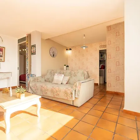 Apartament With Terrace & Parking Pompeja
