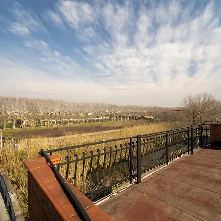 Apartament With Terrace & Parking Pompeja